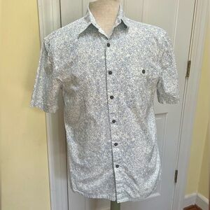 Island Shores Mens Hawaiian Shirt Cruise Floral Blue Button Up size Small